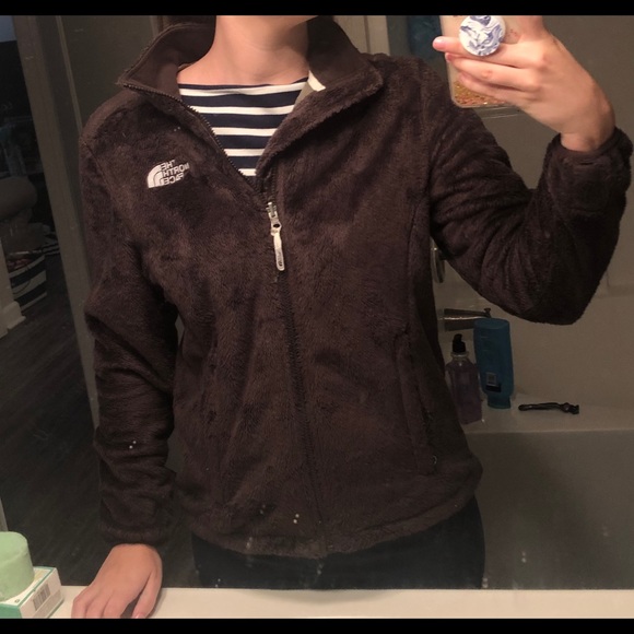 Brown fuzzy Northface - Picture 3 of 4
